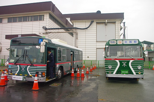 2014.11.9 大阪市営交通フェスティバル　バス2.JPG